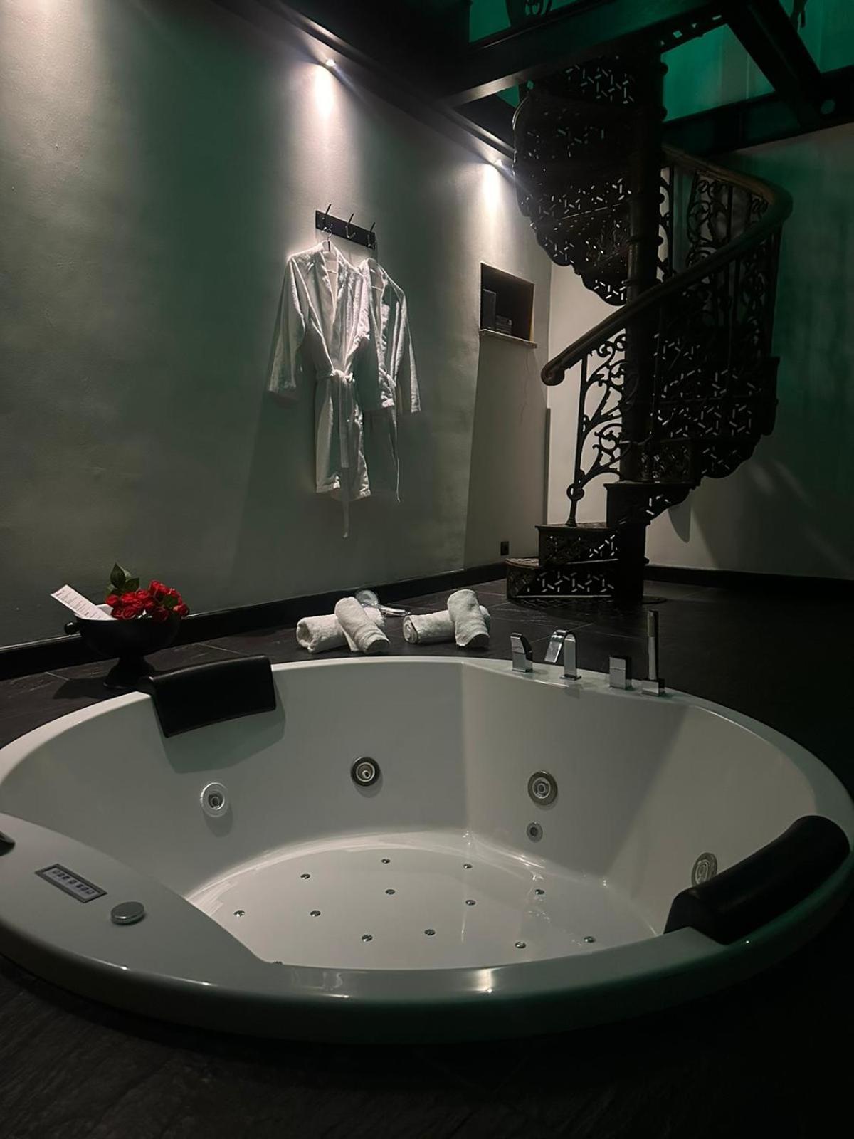 Suite Wellness Sprimont Exteriör bild